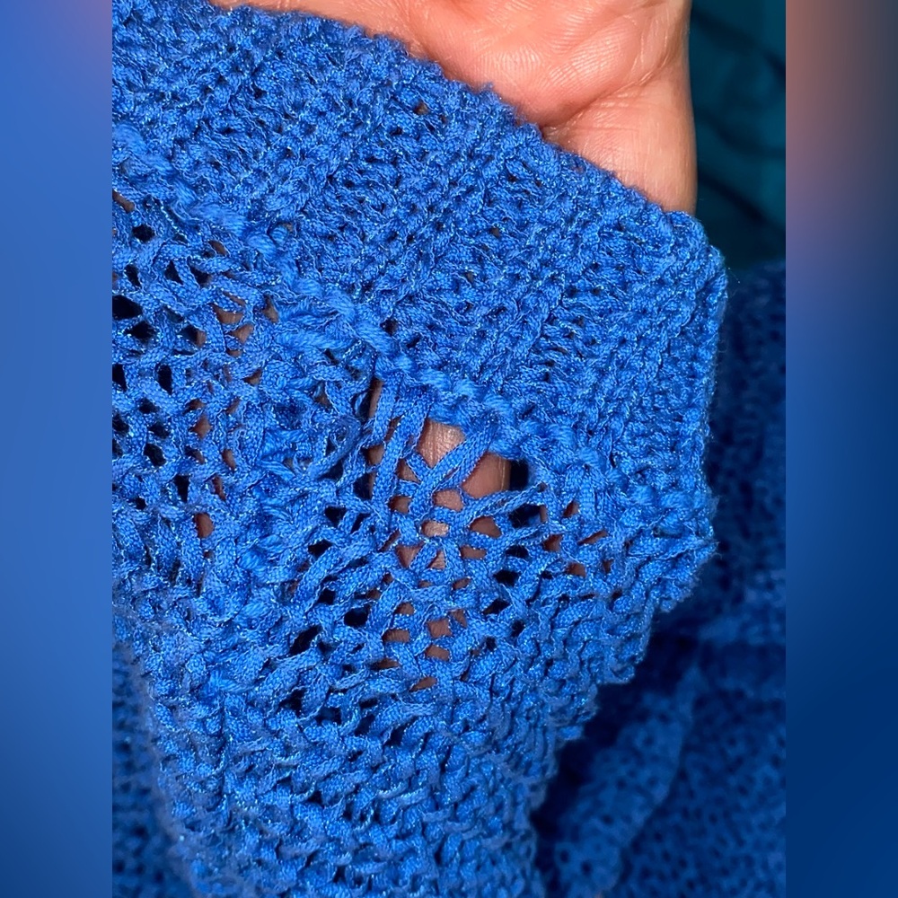 Tommy Bahama Marlina Blue Tape Yarn Open Knit V-Neck Sweater M Medium see photos - Picture 12 of 13
